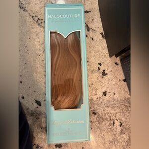 HaloCouture Halo Hair Extension 22” F812 100% Remy Human Never Worn Beautiful
